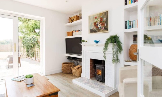 West Wittering House | 3bd Family Beach Retreat in West Wittering
