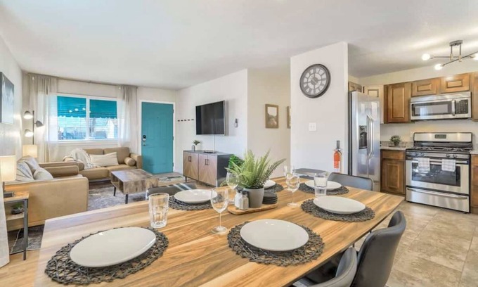 Security-Widefield House | 3BD Family Retreat Near COS Airport & Fort Carson
