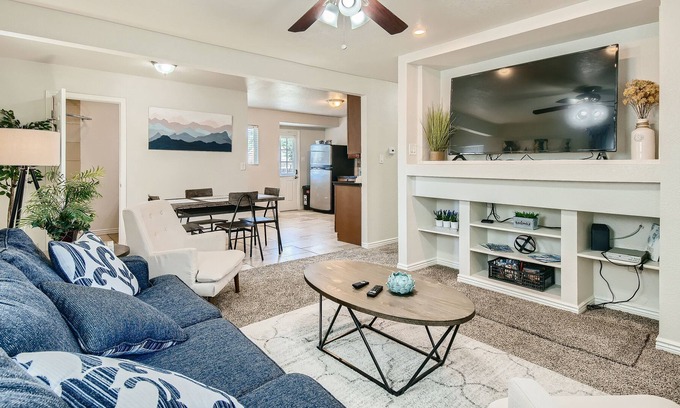 Thornton House | 3bd Home across from park/baseball field/skate park with firepit