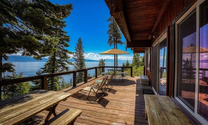 Carnelian Bay House | 3BD Home w/Panoramic Lake Tahoe Views