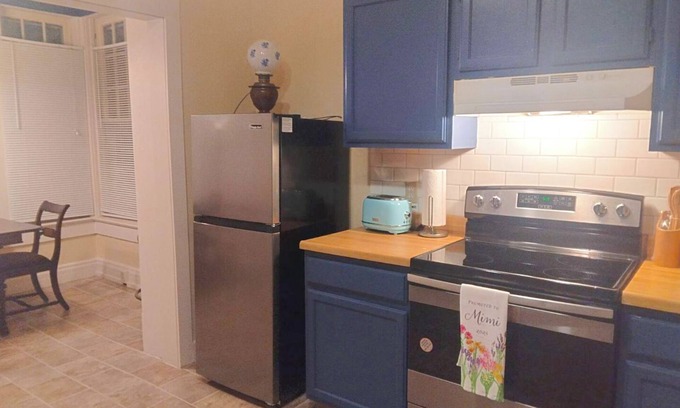 St. Joseph Apartment | 3bdr Apartment in Museum Hill - #2