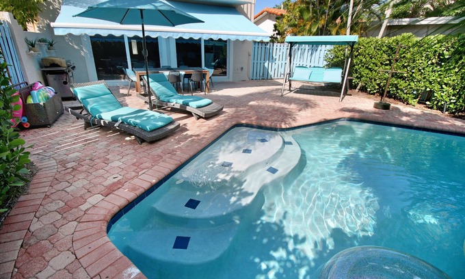 Lauderdale-by-the-Sea House | 3BDR FAMILY VILLA WITH PRIVATE POOL & STEPS TO THE BEACH