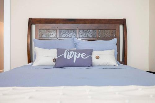 Jonesborough House | 3BR, 2BA house steps from historic Jonesborough