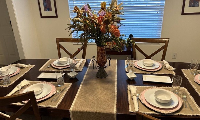 Winston - Salem House | 3BR & 3BA Near Everything! 2400SF