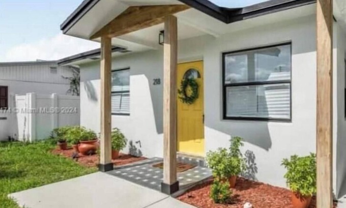 Park City House | 3BR Delray Escape 1 Mi to Atlantic Ave Delray Tennis Center 2 Mi to Beach