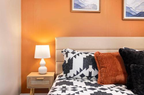 Bristol House | 3BR house minutes from speedway & downtown