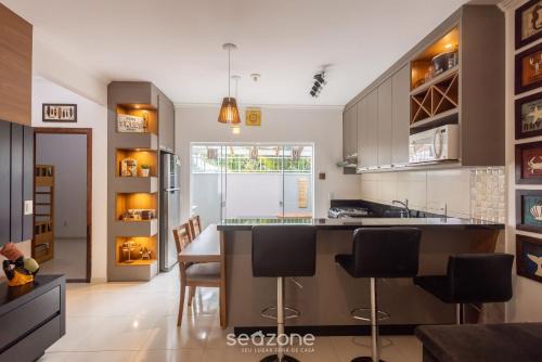 Itacolomi House | 3BR House w/BBQ & Garage 850m Beach RDO0025