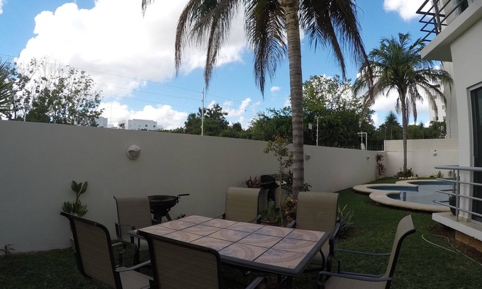 Downtown Cancun Apartment | 3BR Luxury Penthouse with amazing views of the city and the hotels