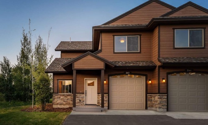 Victor House | 3BR Mountain Townhome - Victor