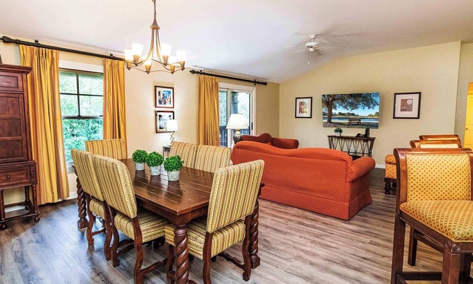 St. Augustine Condo | 3BR Preserve view-in-law suite-balcony w/preserve view-pool & hot tub