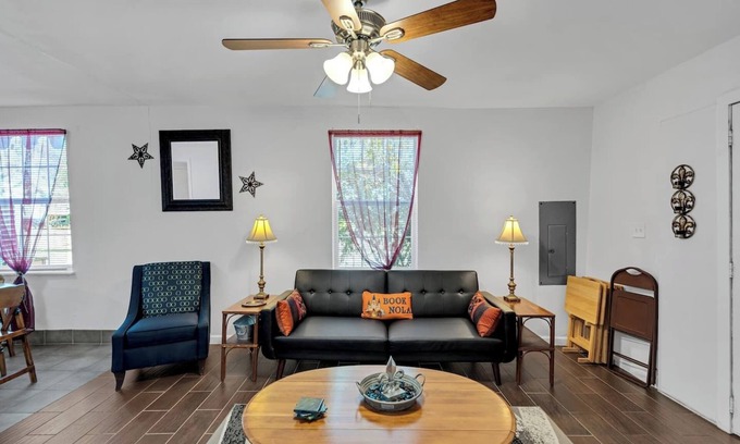 Gert Town House | 3BR Retreat with Backyard in Mid-City