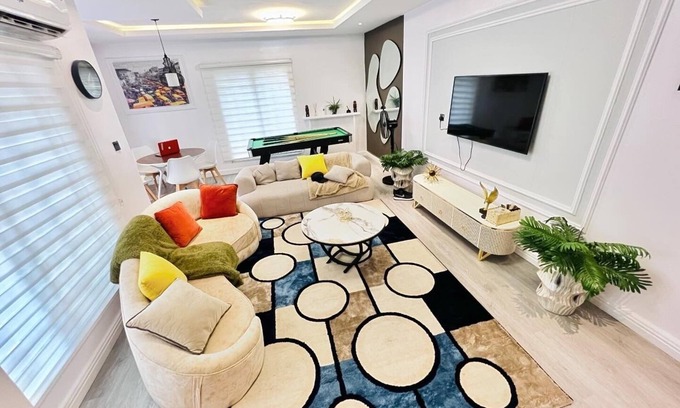 Lekki Phase 1 Apartment | 3BR Stylish and Sleek Haven