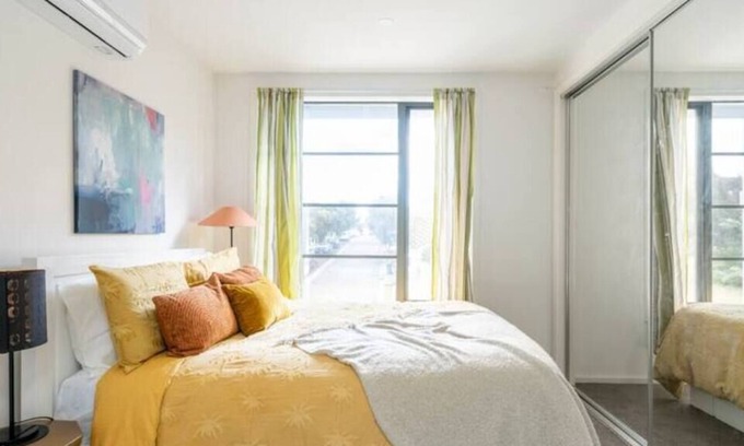 Bundoora House | 3BR townhouse in Latrobe uni
