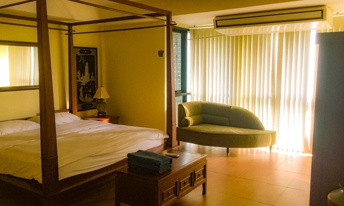 Sukhumvit House | 3BR whole oriental house 300m BTS Thong Lo