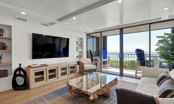 Wrightsville Beach Condo | 3J - A gorgeous updated 2 bedroom/2 bathroom property in Station One