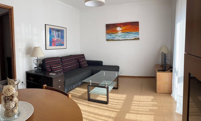 Buarcos Apartment | 3mn walk from the beach, apartment in Buarcos.