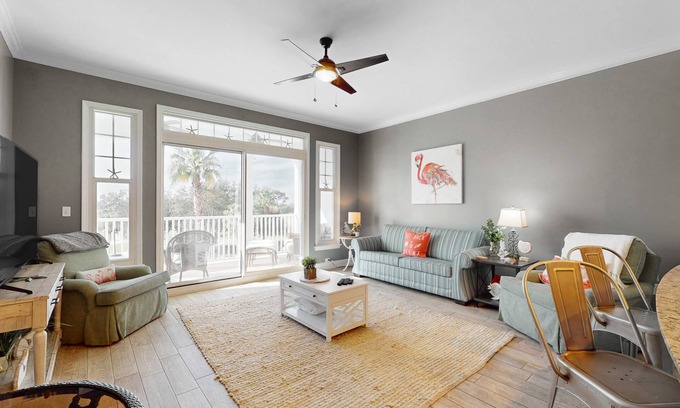 Upper Grand Lagoon Condo | 3rd-floor beach view condo with Pool, Hot tub, & private balcony