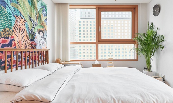 Jongno Apartment | 3room 2bath/Bukaksan, Gyeongbokgung View/Botanical Suite Seoul