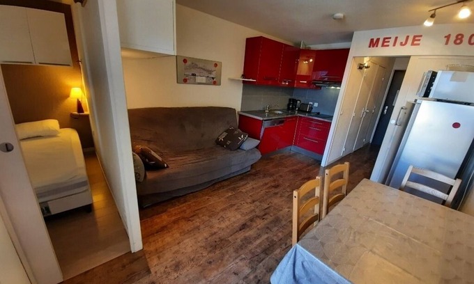 Mont-de-Lans Apartment | 4-5 person apartment with panoramic south-facing view Les Deux-Alpes