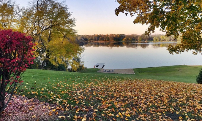 Ingleside House | 4 Acres of private lakefront - Fox Chain Of Lakes - 1 hour from Chicago