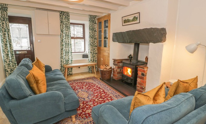 Penmachno Cottage | 4 ARTHUR TERRACE, pet friendly, with open fire in Penmachno