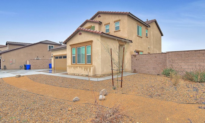 Victorville House | 4 BD Beautiful House