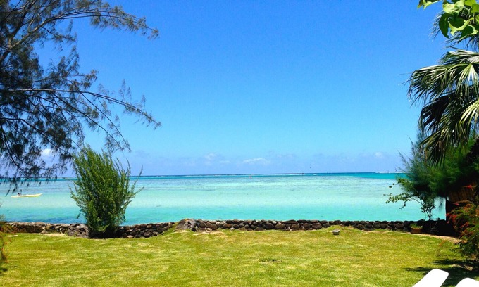 Tiahura Villa | #4 Beach Villa Bliss by TAHITI VILLAS