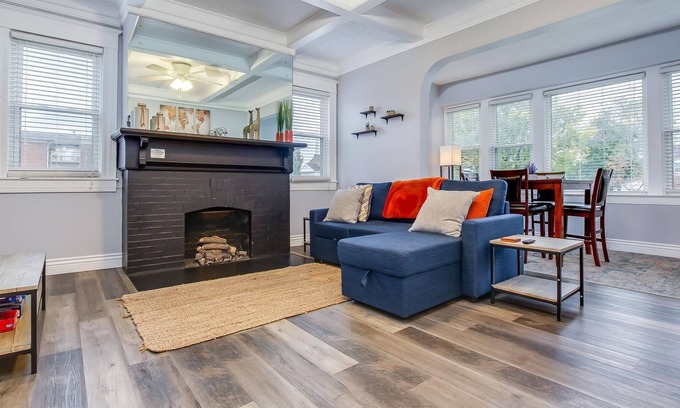 Beechmont House | 4 Bed 2 Bath Pet friendly home