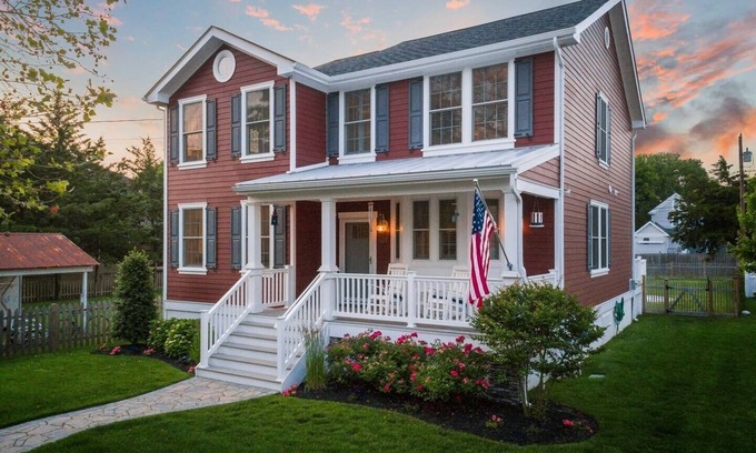 West Cape May House | 4 bed 3.5 bath close to the Beach w/heatable pool