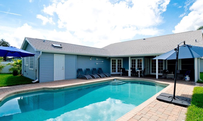 Palma Sola House | 4 bed, 3 bath luxury home near Anna Maria Island, private pool, pet friendly!