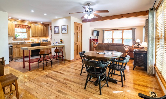 Westmore House | 4 bed 3bath Whole House @ Lake Willoughby Vermont