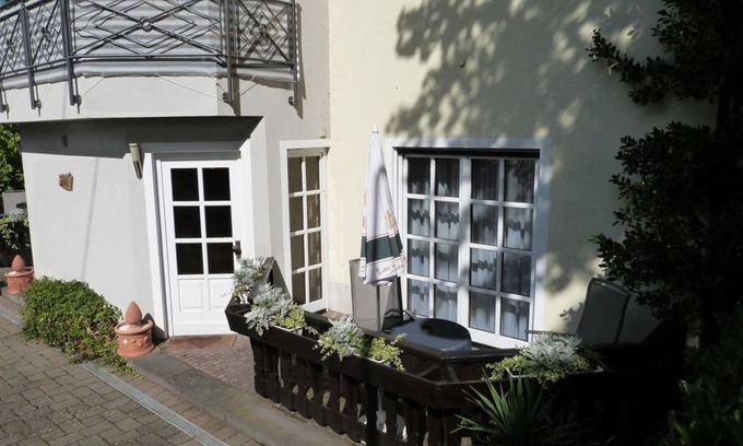 Mehring Bed & Breakfast | 4-bed apartment - Winzergasthof "Zum Kellerstübchen"