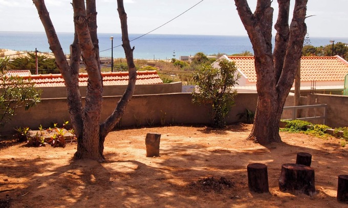 Cabeco da Ponta House | 4-bed family villa, 200m from beach | Villa Mary