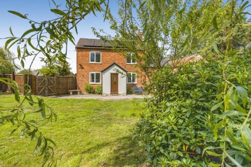 Whitchurch House | 4 Bed in Bronington oc-g32599