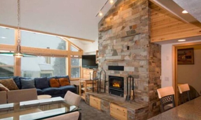 Kirkwood Apartment | 4 Bed + Loft, Gorgeous Kirkwood Condo