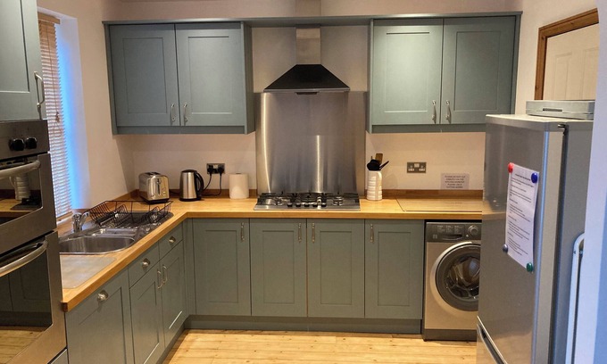 Norwich House | 4 Bed Townhouse in Colegate, near to Norwich City Centre