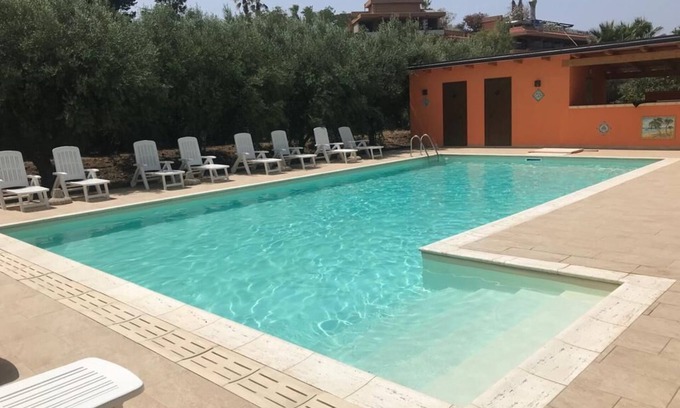 Contrada Pistavecchia 2 Apartment | 4 bedrooms, 2 Baths, Pool, near the SEA, Terrace, Wi-Fi, Air Conditioning