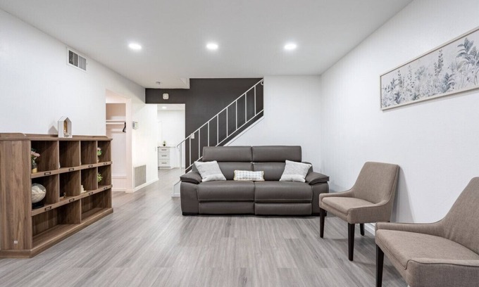 West Covina House | 4 Bedroom, 2.5 bath, Yard, Pets