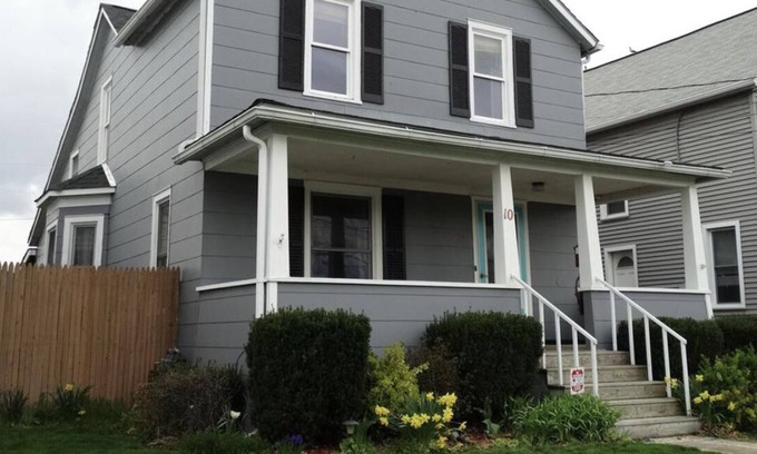Riverside House | 4 Bedroom, 2 bath. Sleeps 4-6. Great location for finger lakes/Corning vacation.
