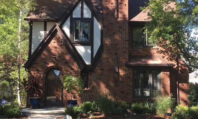 Burns Park House | 4 bedroom 3.5 bath home in a quiet neighborhood walkable to Big House