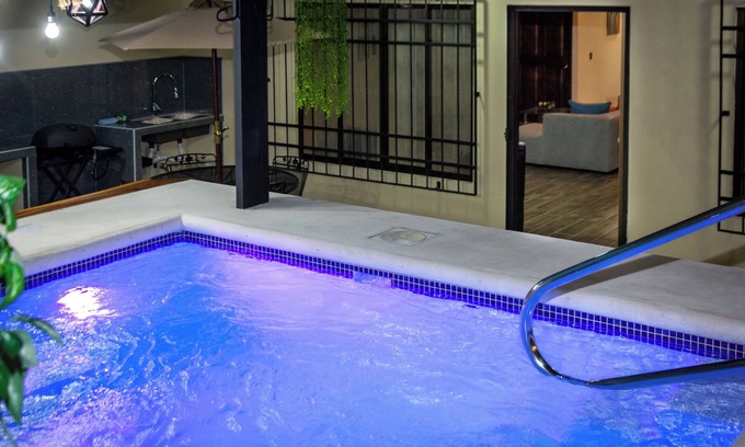 Barrio Pilo House | 4 Bedroom & 3 Bath Villa just 3 blocks from Downtown La Fortuna
