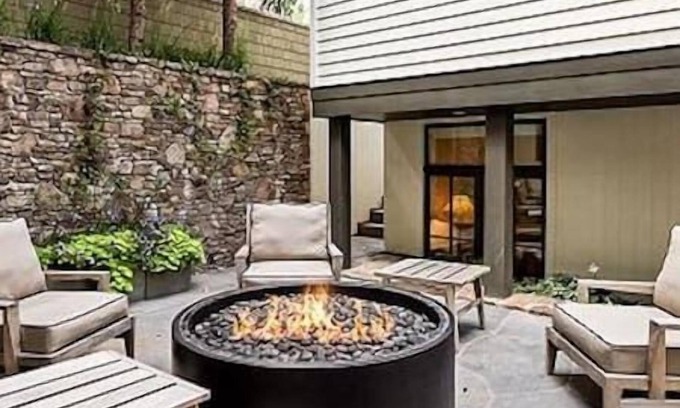 West End House | 4 BEDROOM-5.5 BATH HOUSE WEST END-ASPEN-VICTORIAN!