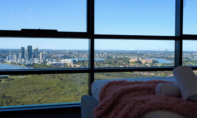 Sydney Olympic Park Apartment | 4-bedroom apartment in welcoming Sydney Olympic Park with AC