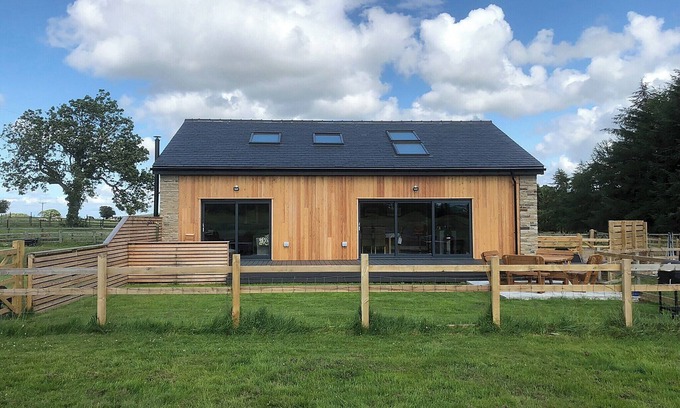 Juniper Cottage | 4 bedroom accommodation in Near Hexham
