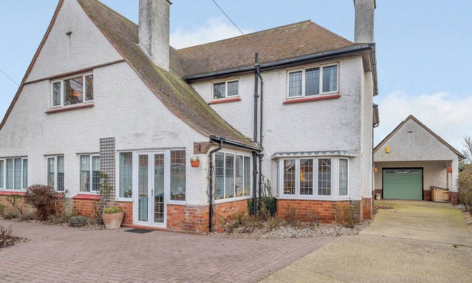 Sandilands Cottage | 4 bedroom accommodation in Sandilands