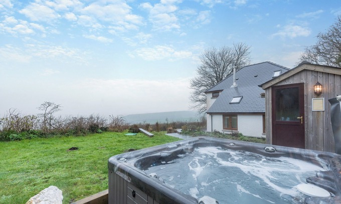 Llangeler Cottage | 4 bedroom accommodation in Llandysul