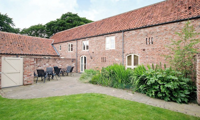 West Heslerton Cottage | 4 bedroom accommodation in Rillington