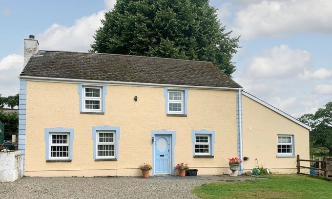 Talgarreg Cottage | 4 bedroom accommodation in Talgarreg