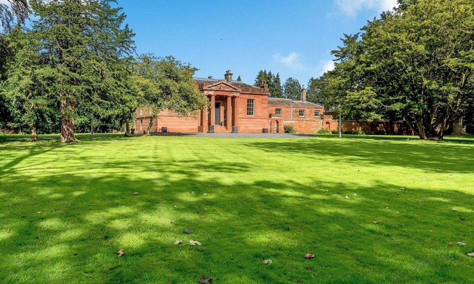 Carlisle Cottage | 4 bedroom accommodation in Crosby-on-Eden, near Carlisle