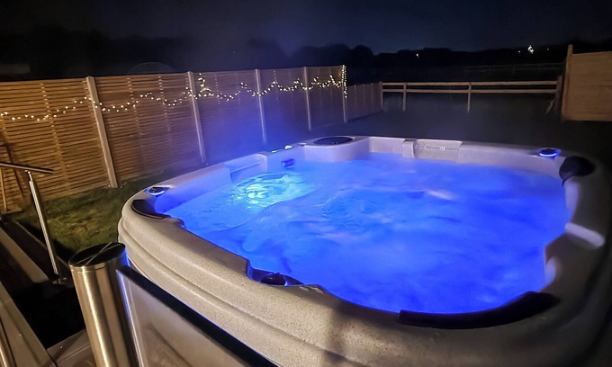 Wimborne Cottage | 4 bedroom accommodation in Wimborne